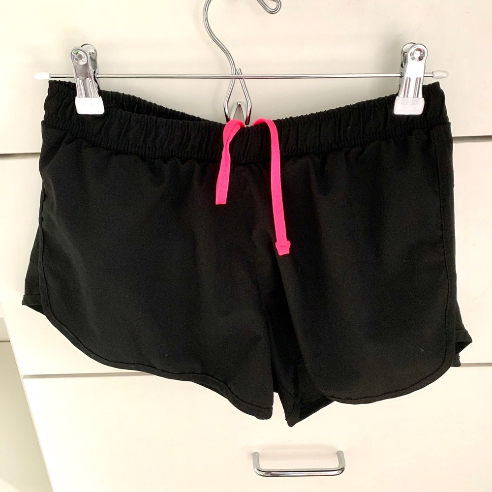 Althletic shorts! <3